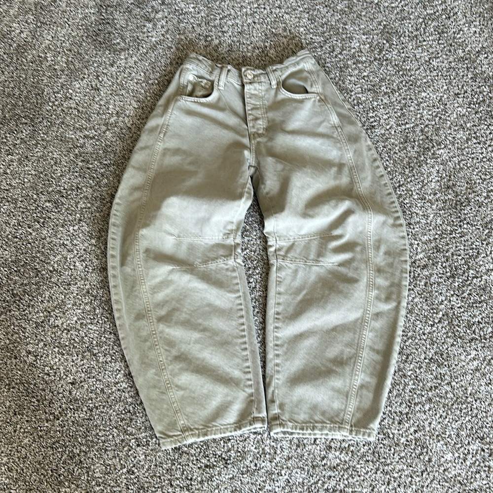 We The Free Good Luck Mid-Rise Barrel Jeans. Size 24. Khaki